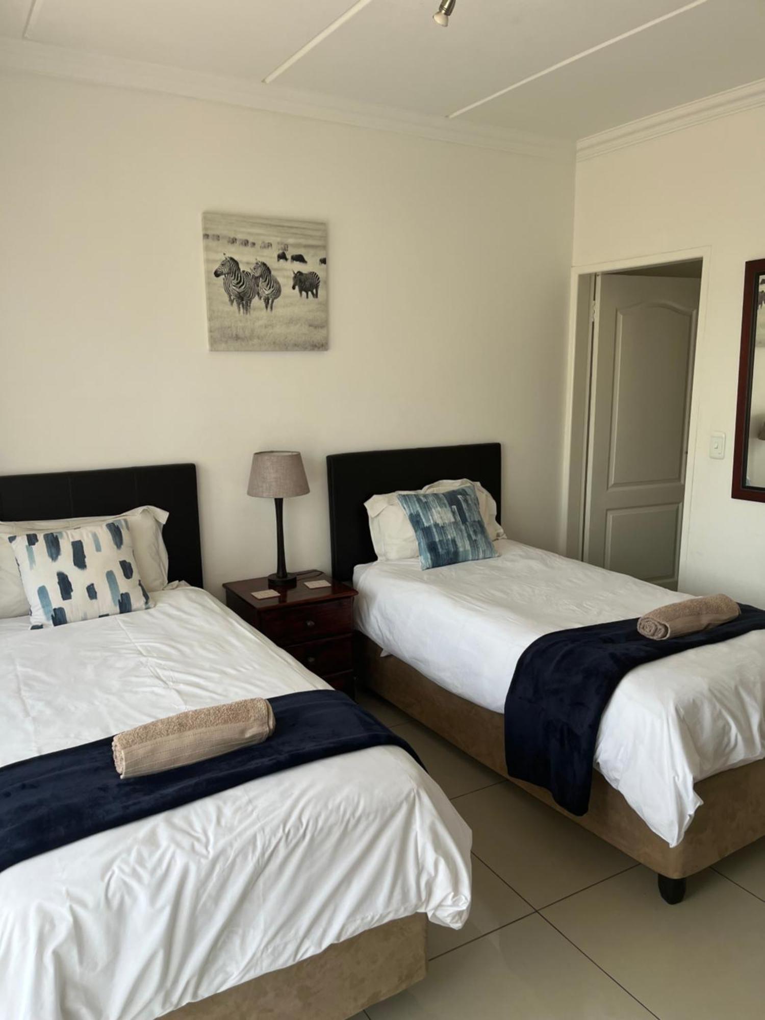 Or Tambo Self Catering Apartments, The Willows Boksburg Exterior foto